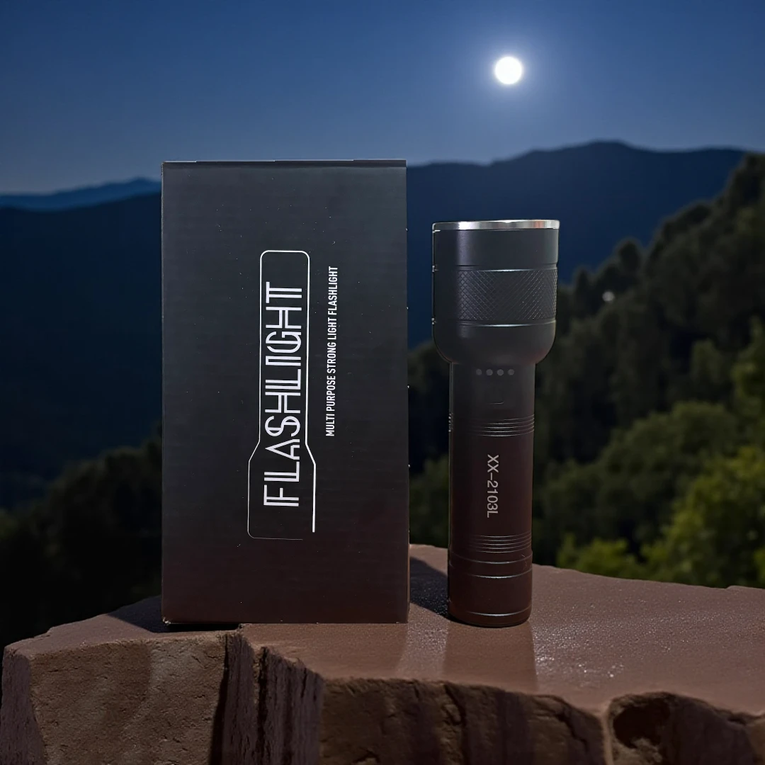 Linterna LED con batería recargable, USB-C - Image 3